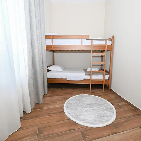 New York G Dajt 4* Tirana