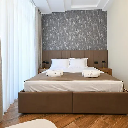 Hotel New York G Dajt Tirana