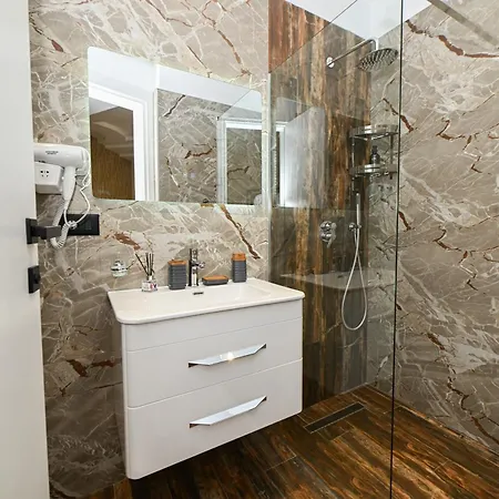 New York G Dajt Hotel 4*
